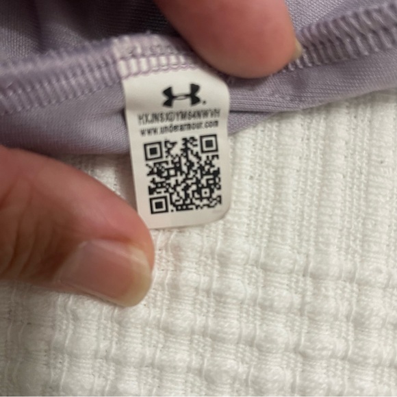 Under Armour  Long Sleeve Loose Lightweight 1/2 Zip Light Purple youth Large - Picture 10 of 10